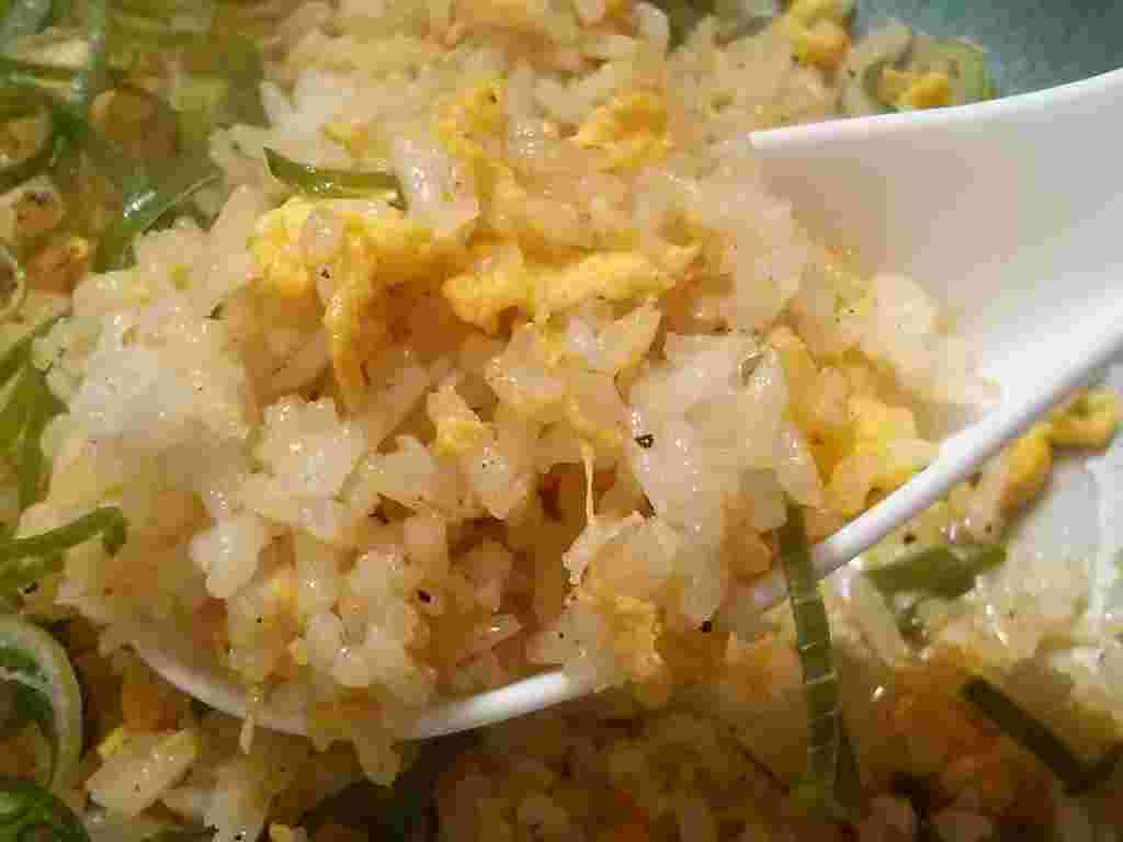 インディカ米を使用したナシゴレン