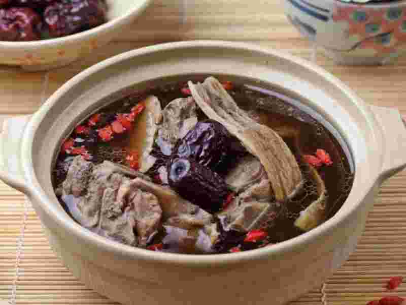 土鍋に入った十全大補湯