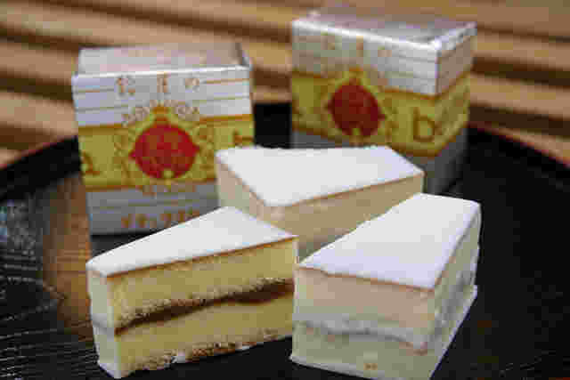 和歌山のデラックスケーキ