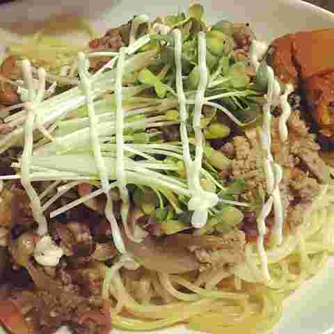 生姜焼きリメイクパスタ