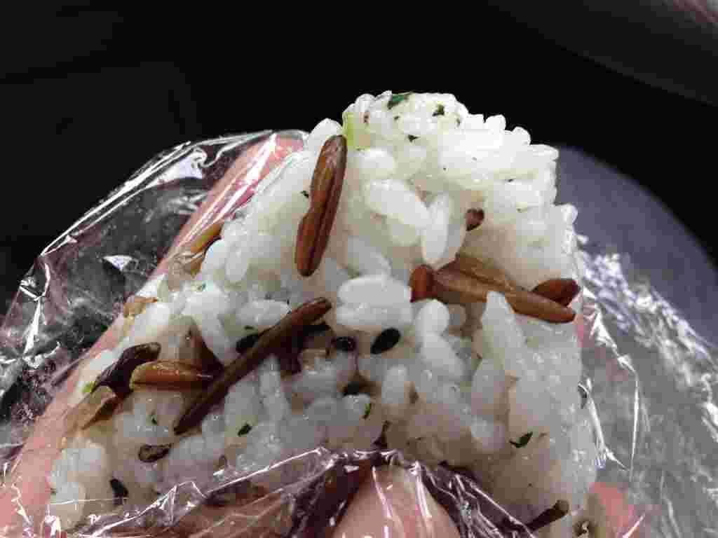 ワイルドライス入りおにぎり