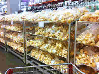 コストコの食品売り場