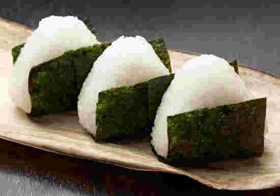 三角おにぎり