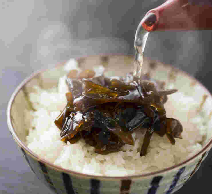 茎わかめ うま煮のお茶漬け