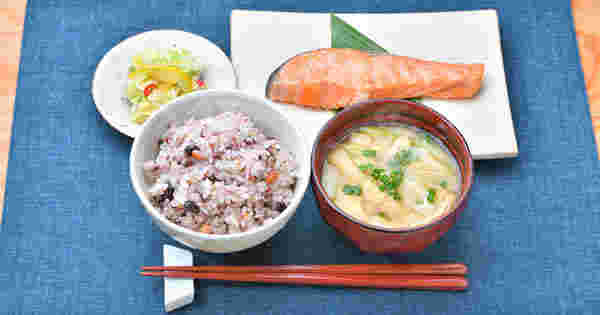 和食の朝食