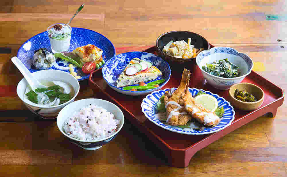 島のごちそうランチ