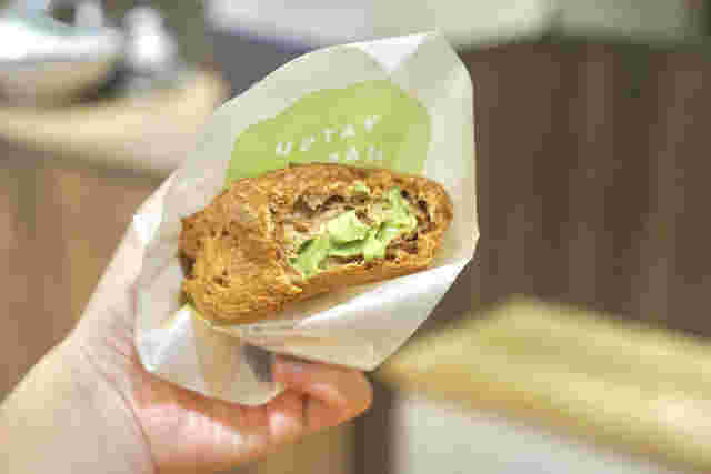 八つ橋シュー抹茶味
