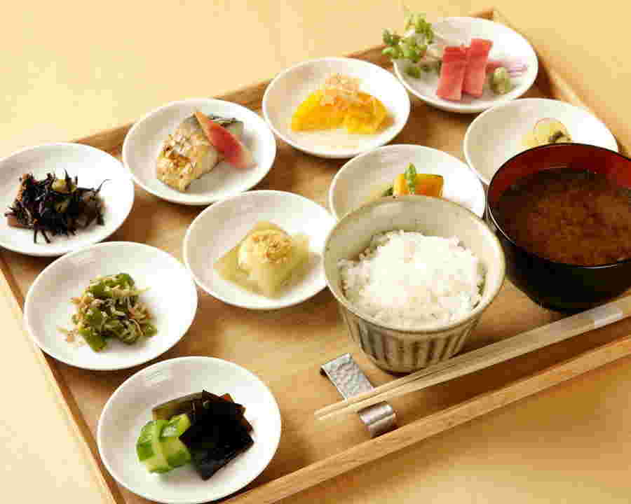 こりょうりたか屋のうまい米と8種の小料理