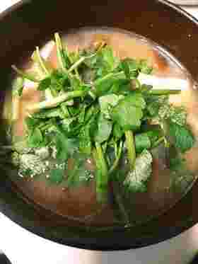 お椀に盛った納豆汁