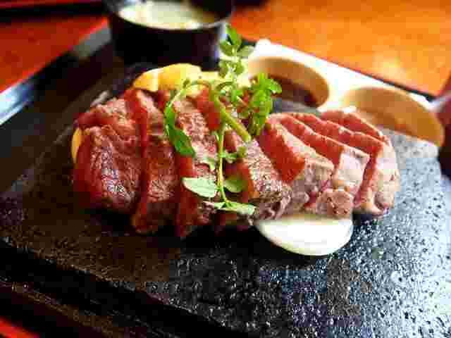 大公「石焼ステーキ定食」の紹介