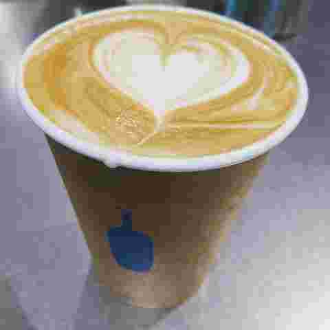 ブルーボトルコーヒーのカフェラテ