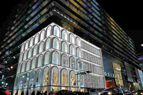 銀座シックス夜の外観