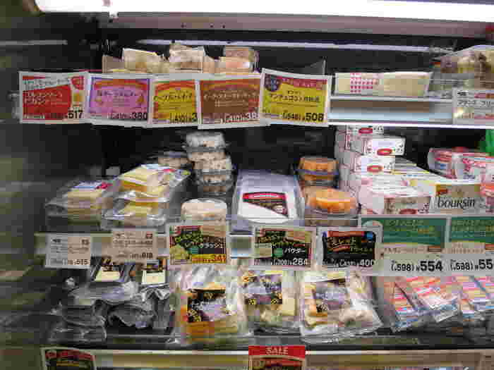カルディのチーズ販売コーナー