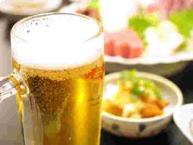 料理の背景とビール