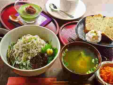 しまカフェ江のまるのランチ