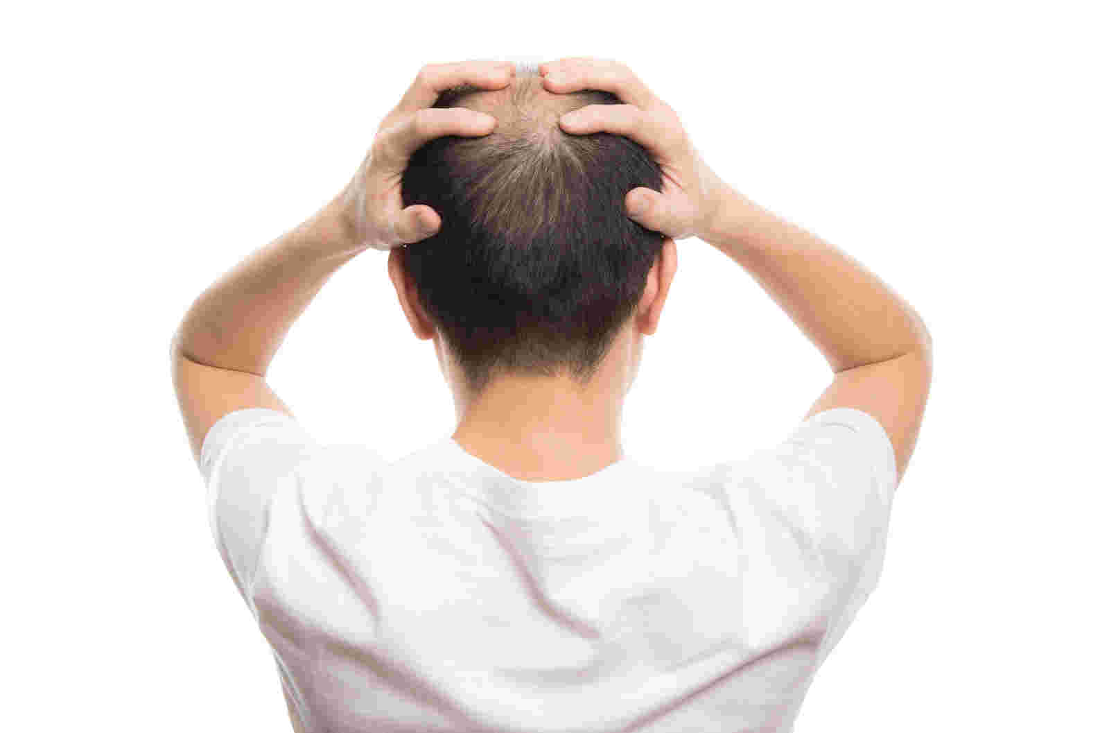 ストレスで頭を抱える男性