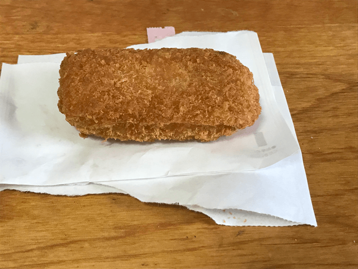 セブンイレブンの特濃かにクリームコロッケ