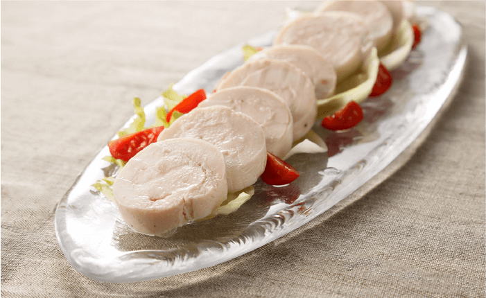 盛り付けた鶏ハム