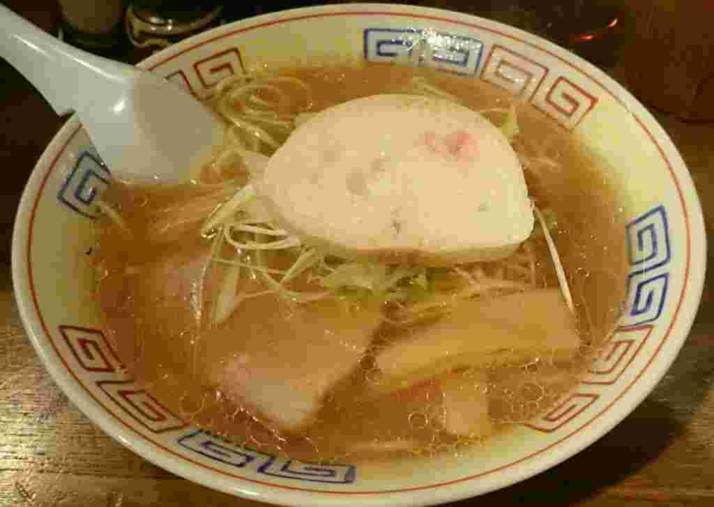 いせのじょう高架下店のラーメン