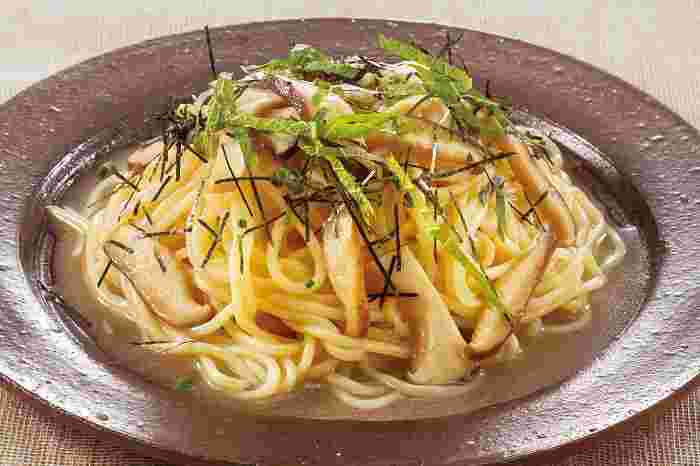 きのこのバター醤油パスタ大葉風味