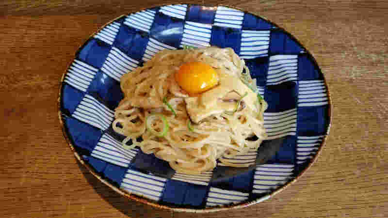 鰹出汁で仕上げた和風カルボナーラ