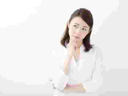 困っている女性
