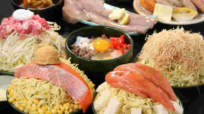もんじゃ焼きの沢山ならんだ具材