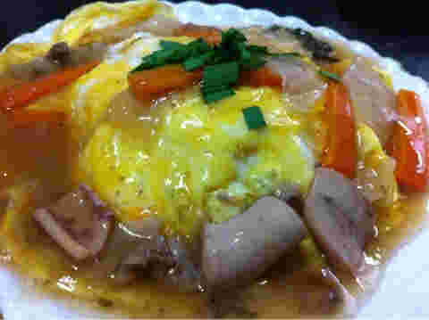 八宝菜のかかった天津飯