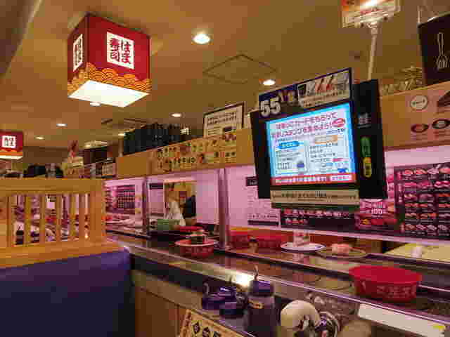 はま寿司の内観の写真
