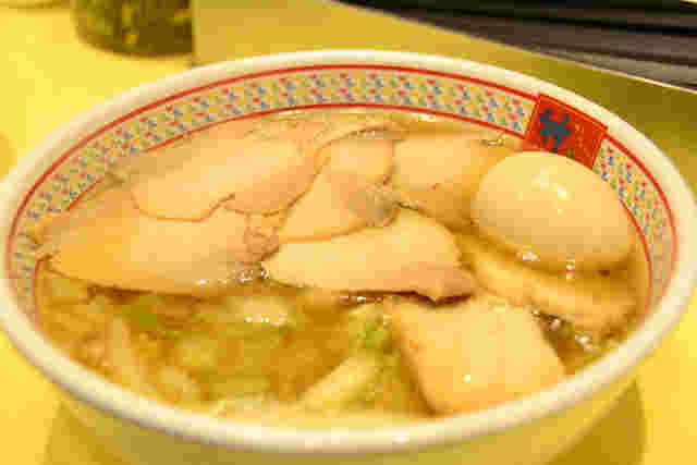 どうとんぼりかむくらのラーメン