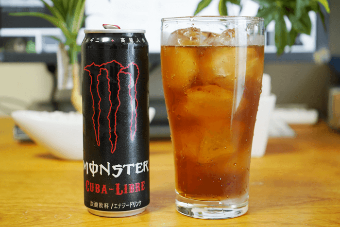 モンスター・キューバリブとコップに入ったモンスター・キューバリブレ