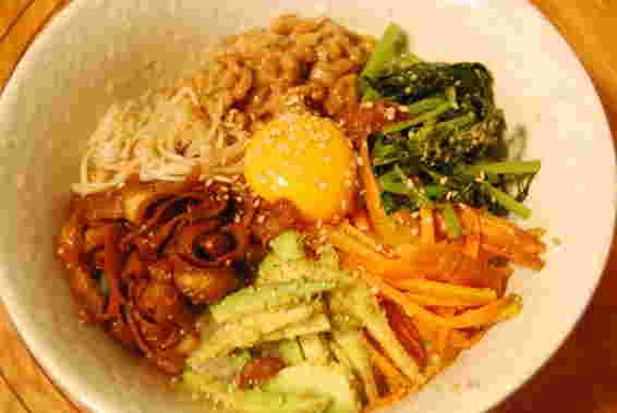 肉無し納豆ビビンバ
