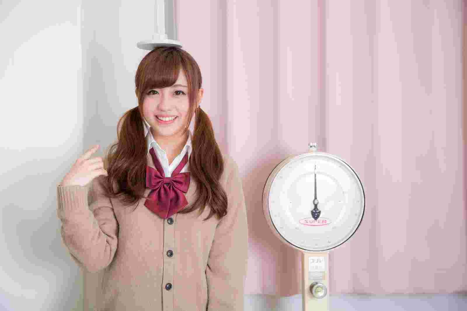 ダイエットをする女子高生