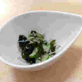 きゅうりとわかめの和え物