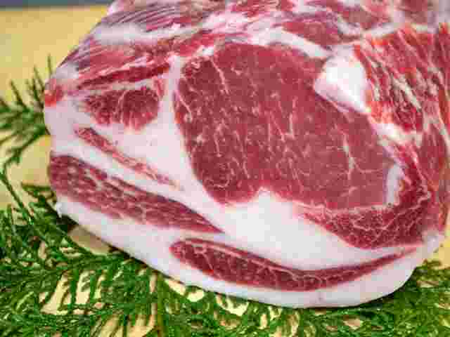 イノシシ肉　ブロック
