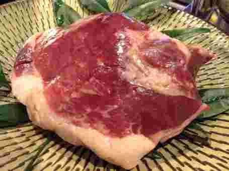 イノシシ肉　ブロック
