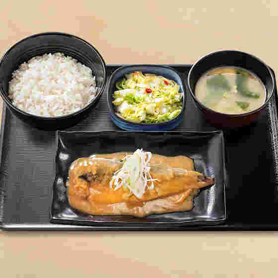 吉野家のサバ味噌定食