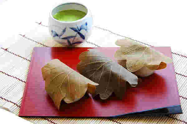 柏餅と緑茶