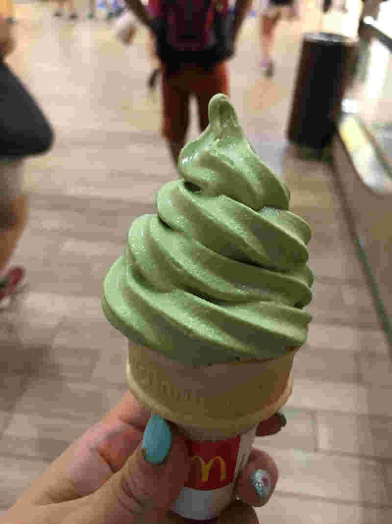 抹茶味のソフトクリーム