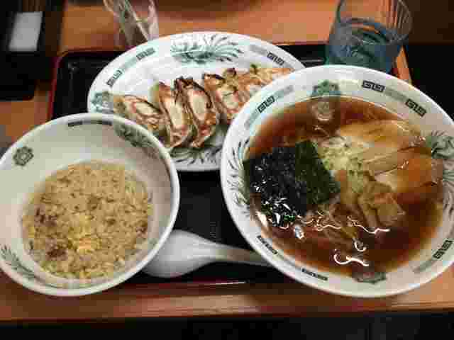 日高屋の食事メージ
