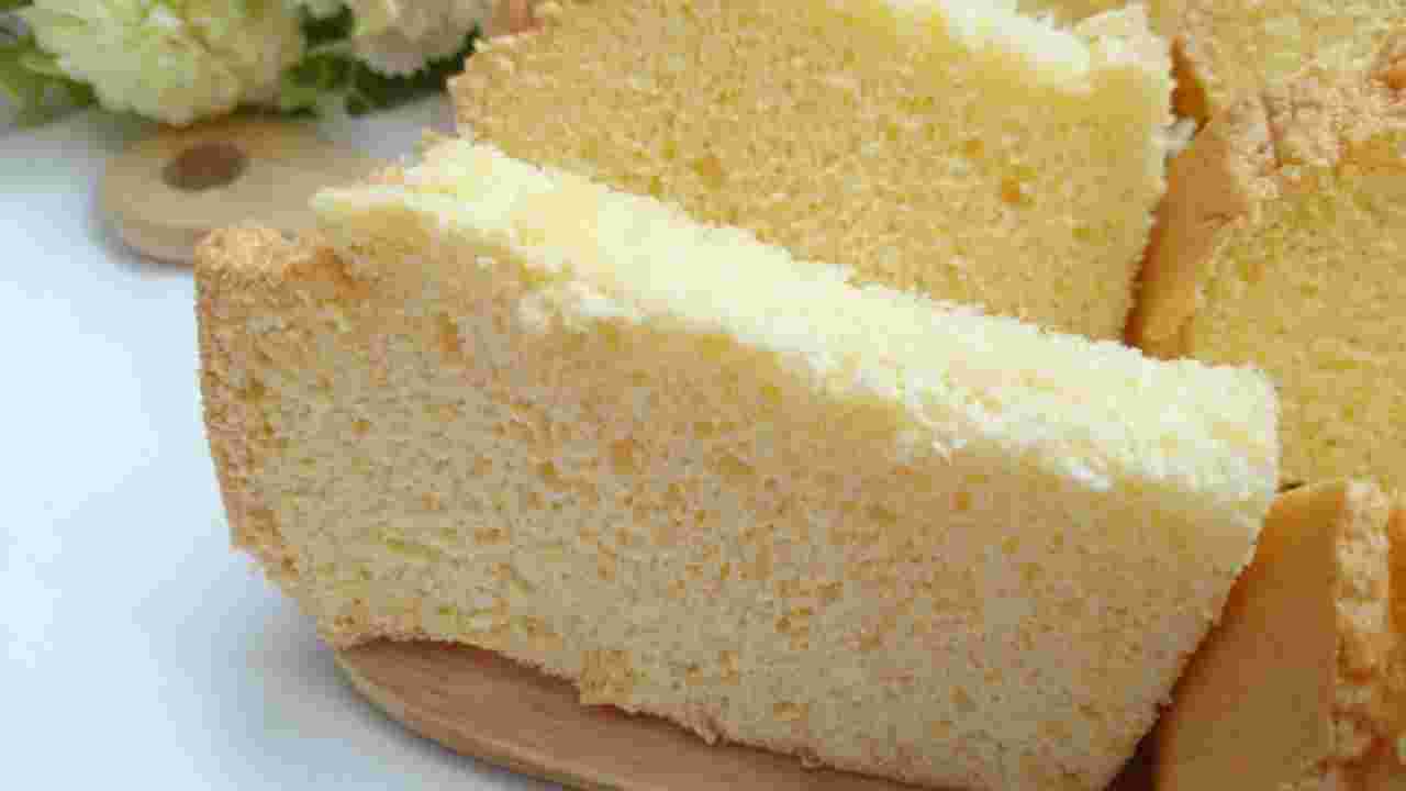 シフォンケーキを切った状態