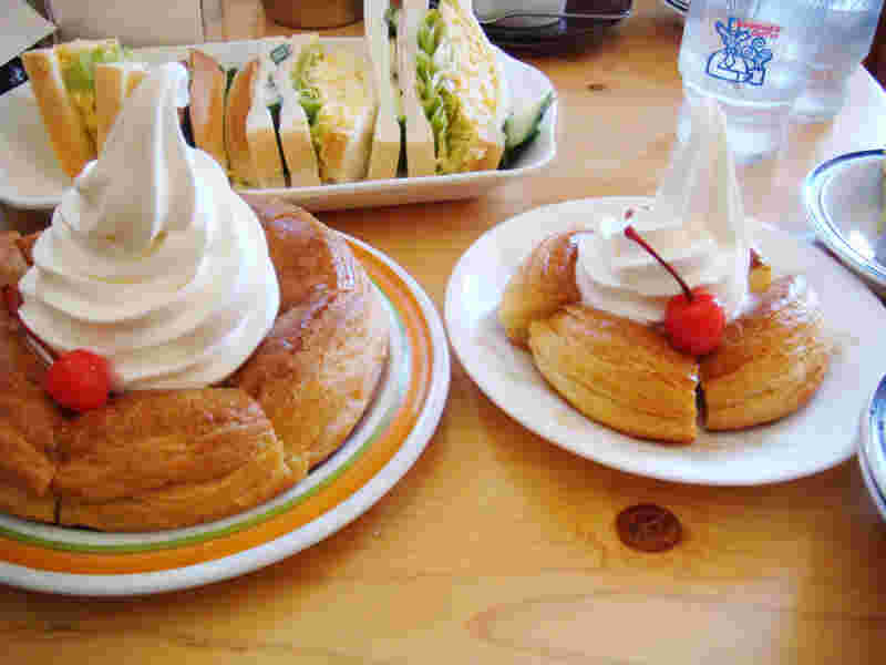 コメダ珈琲のシロノワール