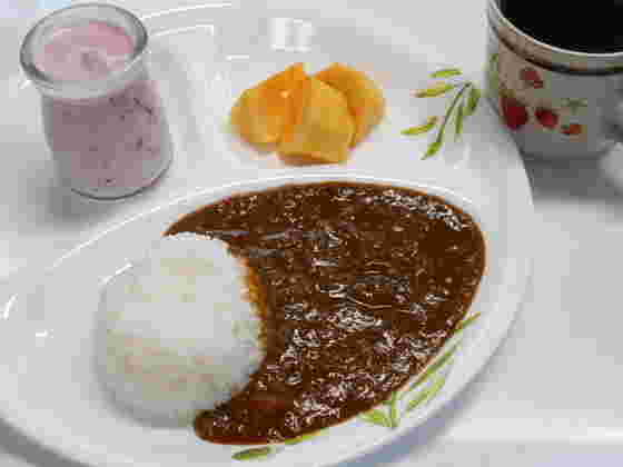 カレーライスとブラックコーヒー
