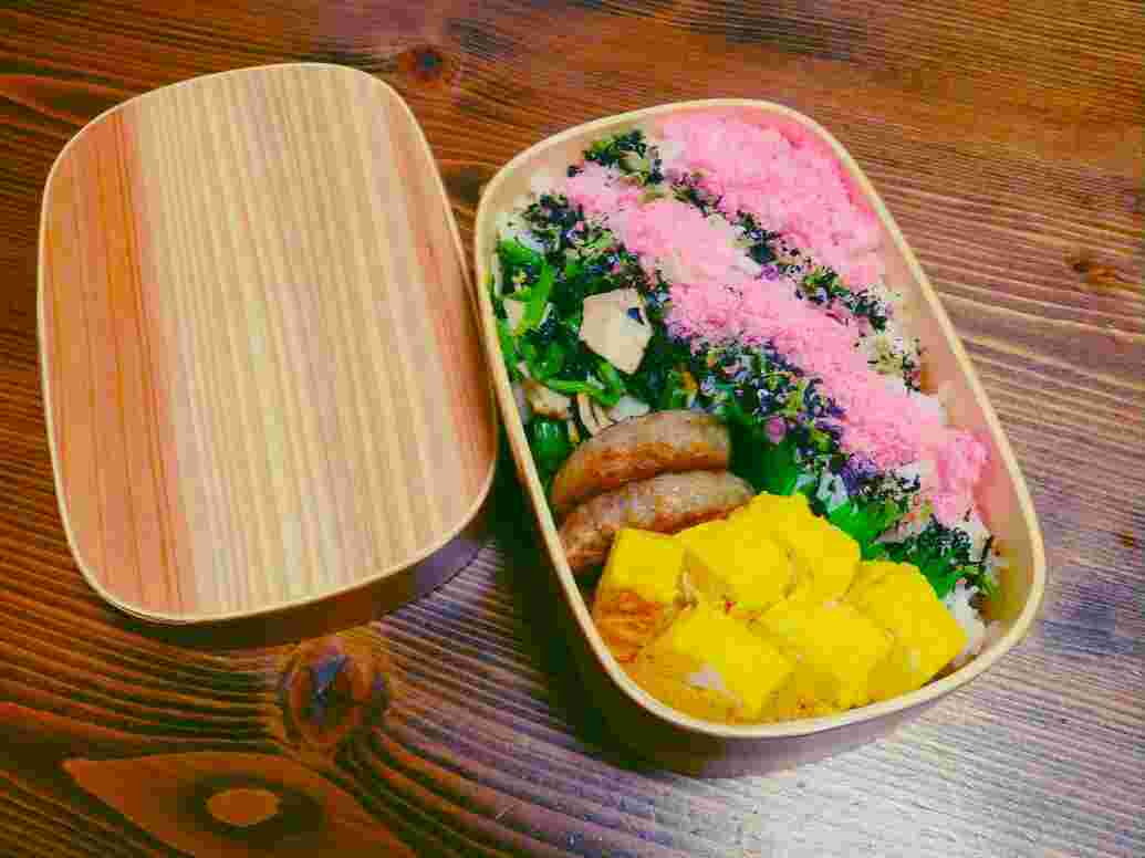 桜でんぶをつかったお弁当