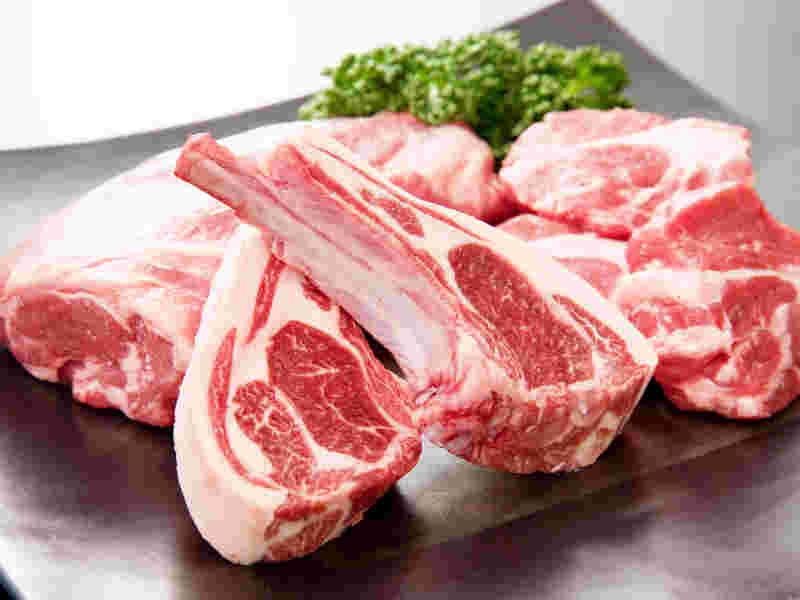 生のラム肉