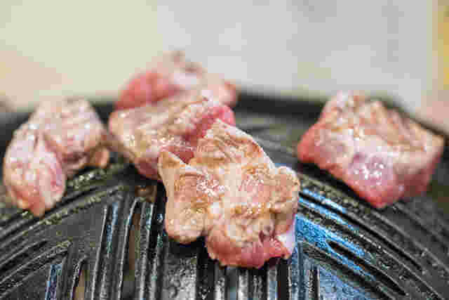 ラム肉のジンギスカン