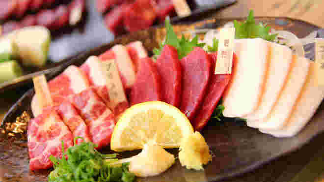 馬肉の盛り合わせ