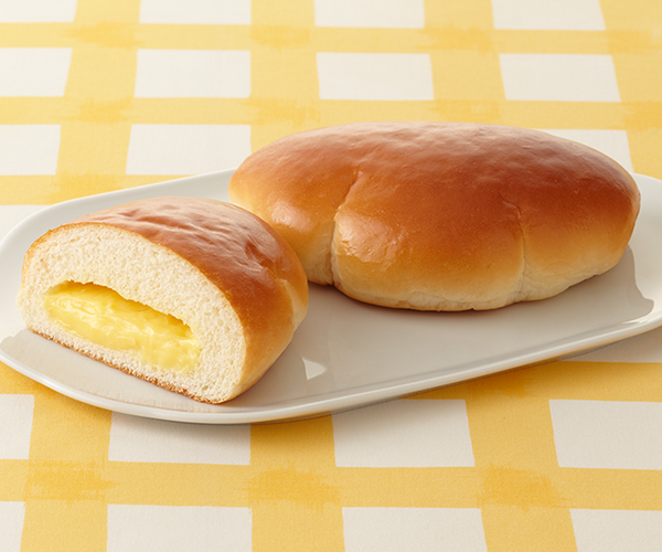 しっとりしたクリームが魅力のクリームパン