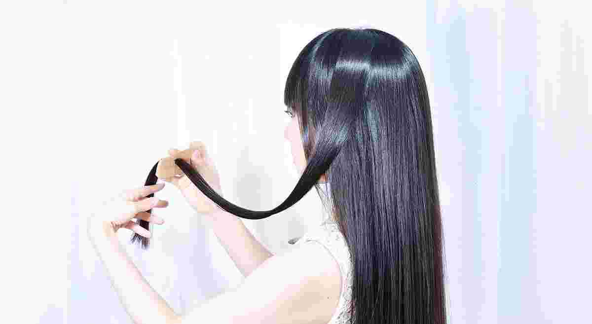 髪の綺麗な女性