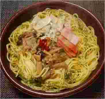 セブンイレブンの和風パスタの画像